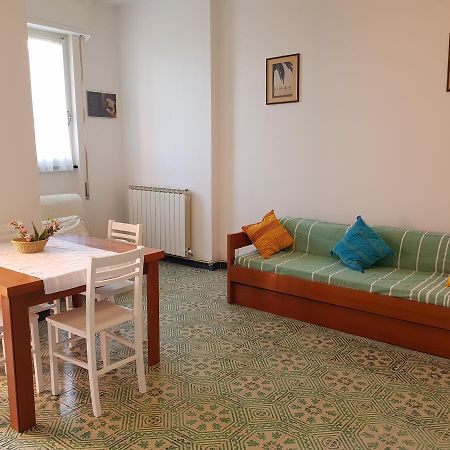 Lorenzo'S Charming Flat Monterosso al Mare Extérieur photo